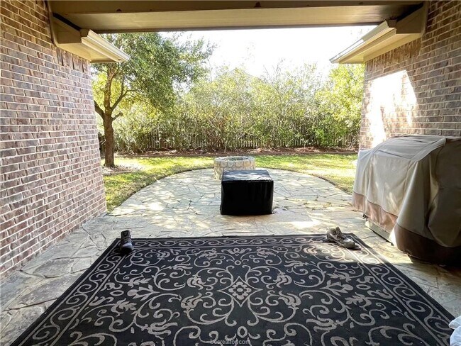 Building Photo - 4006 Rocky Vista Dr