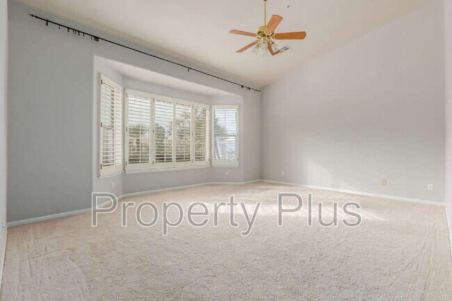 Building Photo - 12591 E Paradise Dr