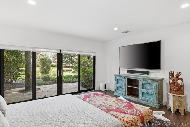 Building Photo - 2835 Polo Island Dr