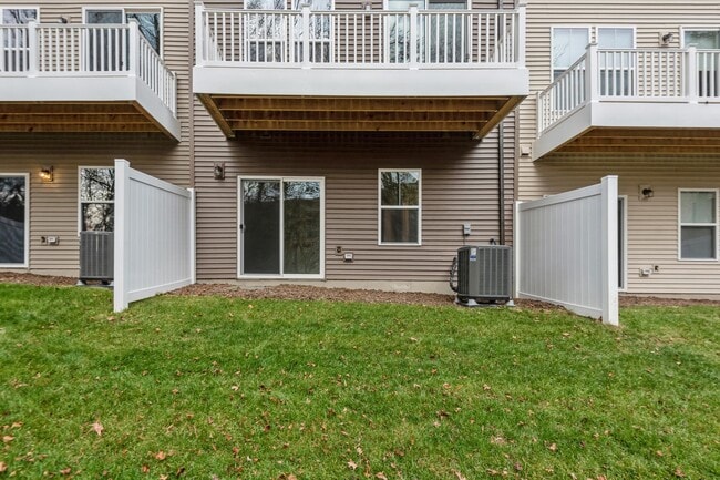 Building Photo - 3531 Stella Blue Dr