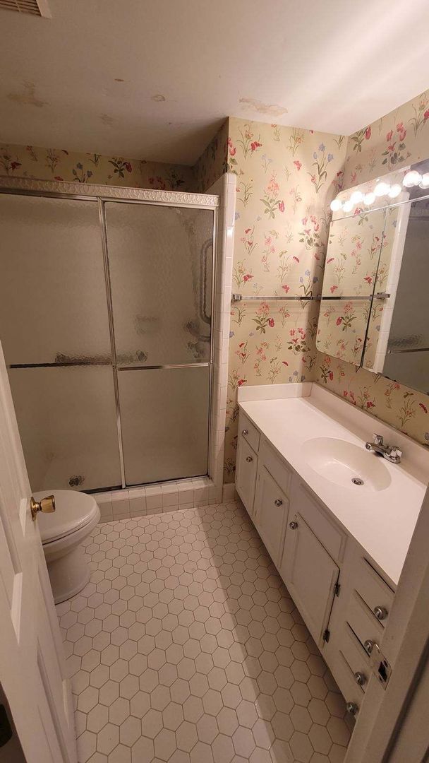 Building Photo - 3 Bedroom/ 2 bath Condo in Fountain Manor