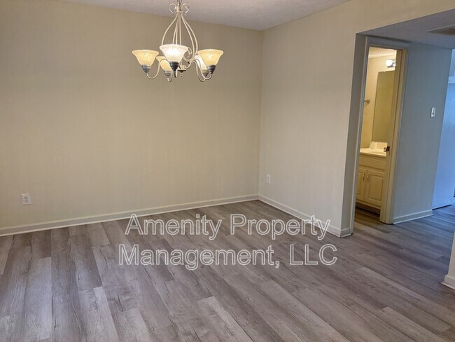 Building Photo - 200 Maryfield Ct