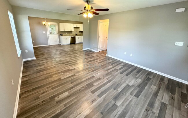 Building Photo - 4428 Guildhall Dr