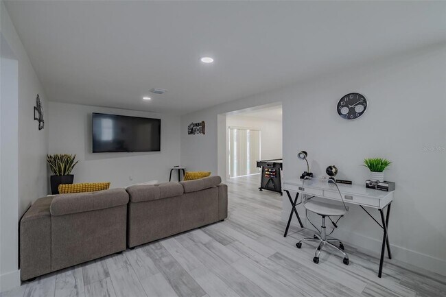 Building Photo - 23700 Lake Hills Dr