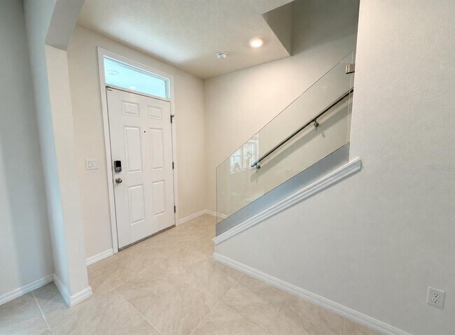 Building Photo - 9004 Tuscan Cypress St