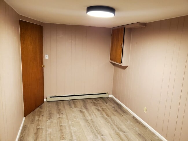 Building Photo - Charming 4 BR/ 2 BA North Spokane Home