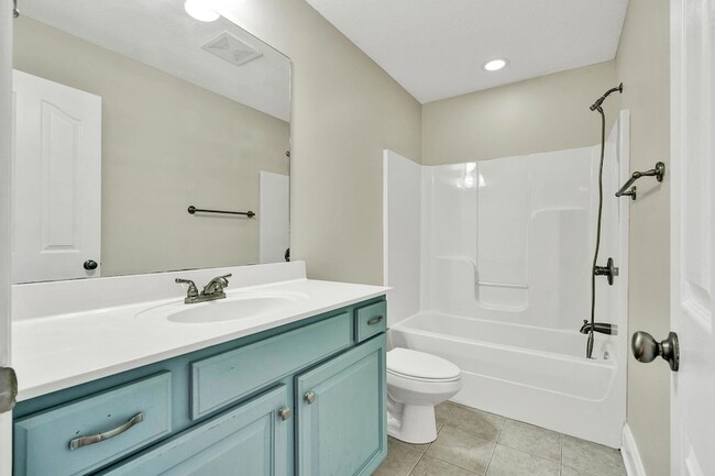 Building Photo - 217 Home Pl Ct SE