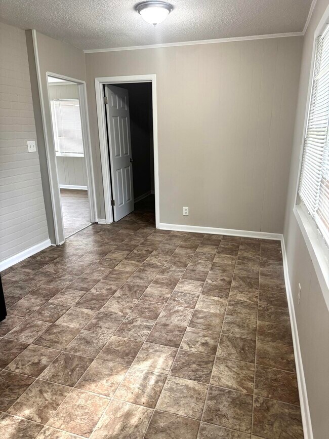 Building Photo - 3012 Alene Ct