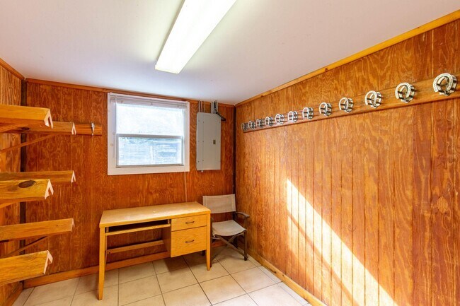 Building Photo - 13529 E Citrus Dr