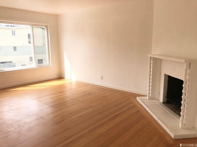 Building Photo - 2944 Taraval St