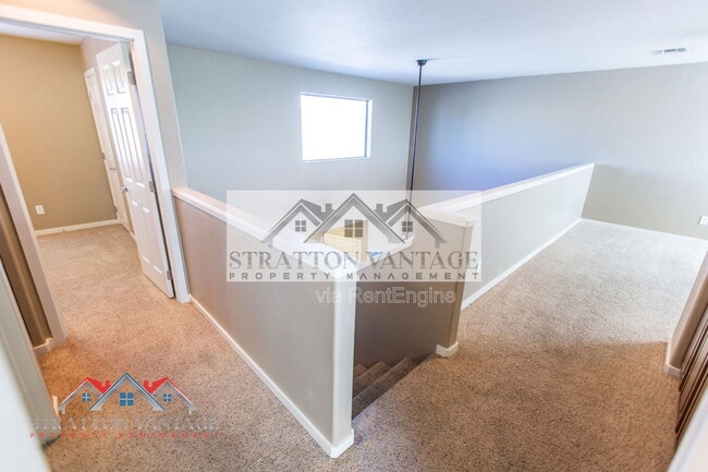 Building Photo - 544 N Alma School Rd