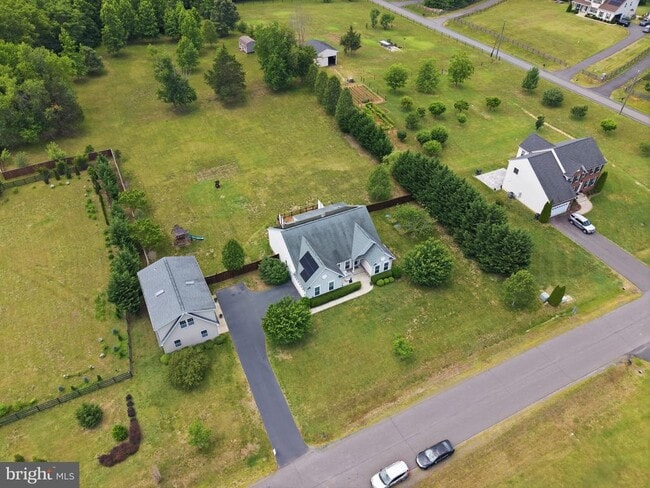 Building Photo - 320 Timber Mill Ln
