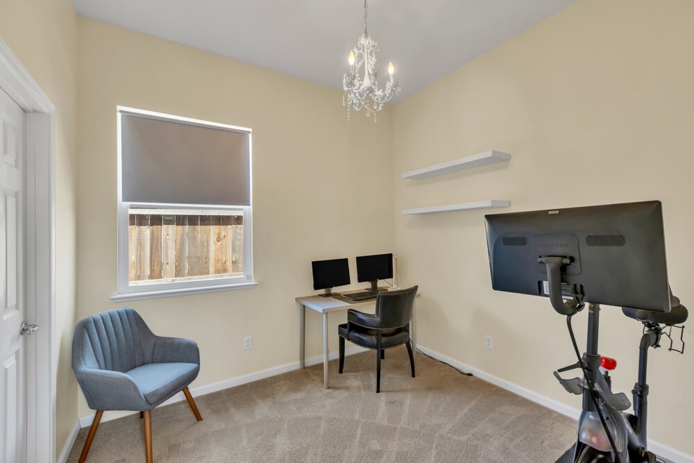 Building Photo - 10159 Festa Ct