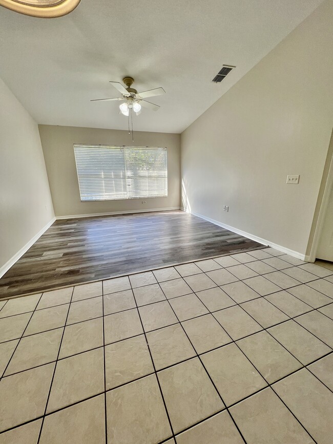 Building Photo - 37228 Grassy Hill Ln