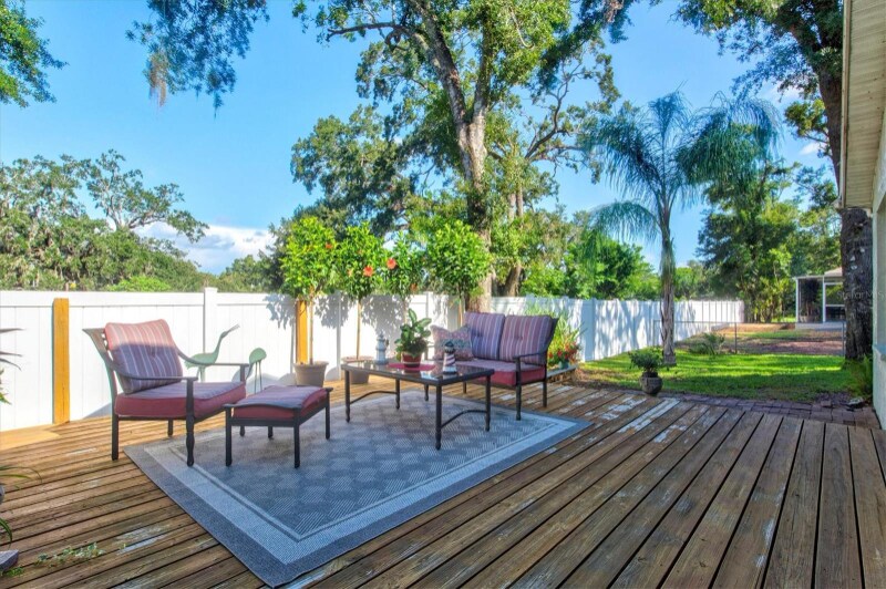 Building Photo - 5128 18th Ln E