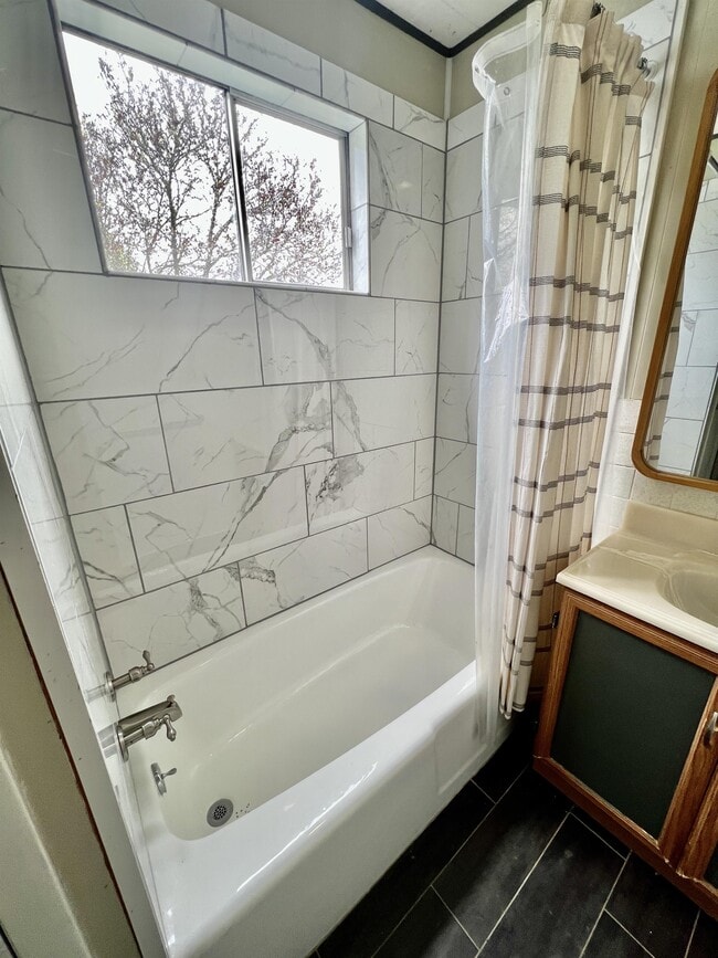 Building Photo - 151 Florida Ave