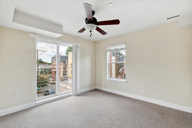 Building Photo - 1955 N 18th St