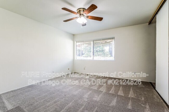 Building Photo - 2107 David Dr