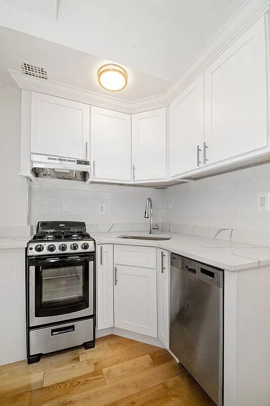 11 Abingdon Square 11 Abingdon Square New York NY 10014 Apartment