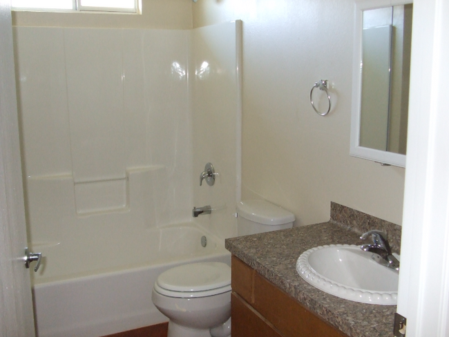 Building Photo - 1113 Gregory St