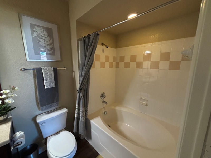 Building Photo - 1811 Medical Pkwy