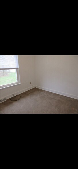Building Photo - 346 Mt Vernon Dr