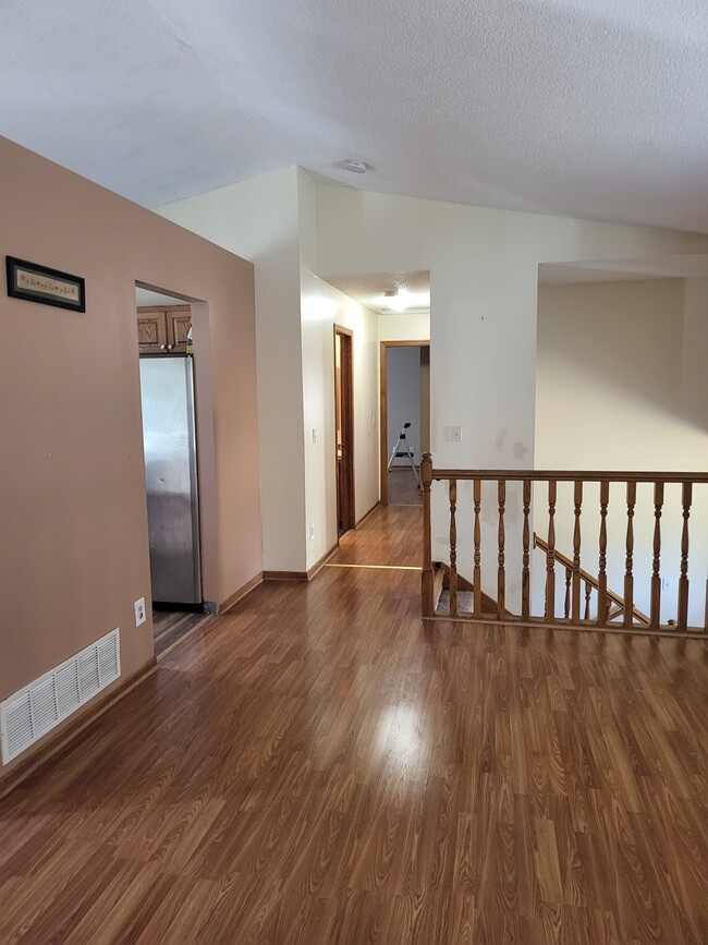 Building Photo - 14449 Hollow Park Ln
