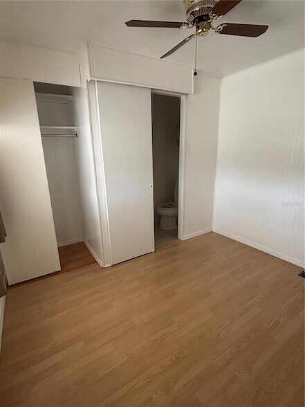 Building Photo - 5236 Kenwood Ave