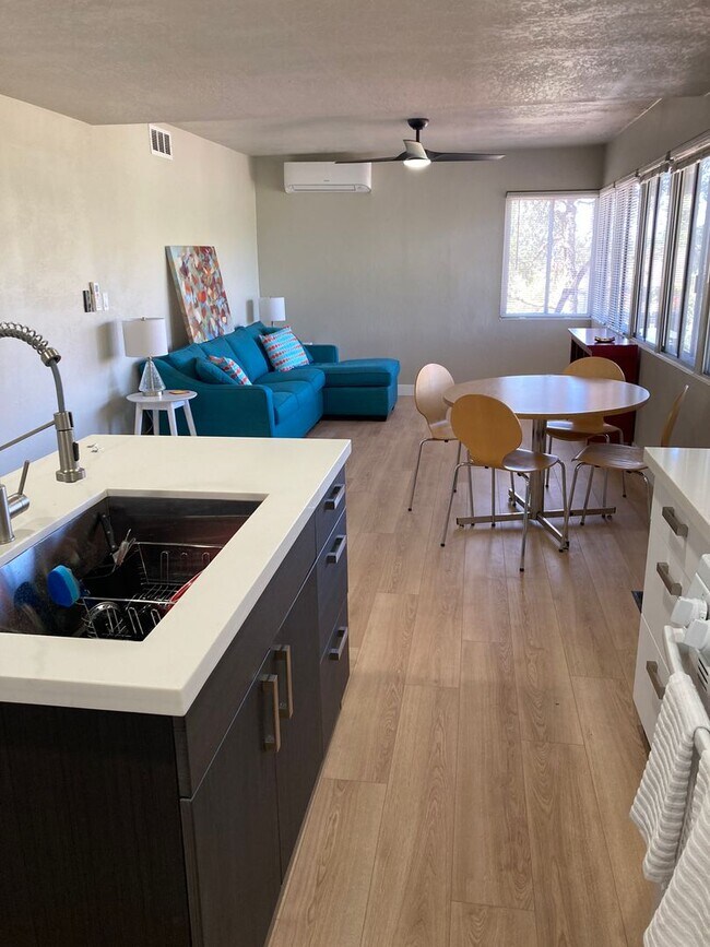 Building Photo - Spectacular, Panoramic Red Rock Views in West Sedona