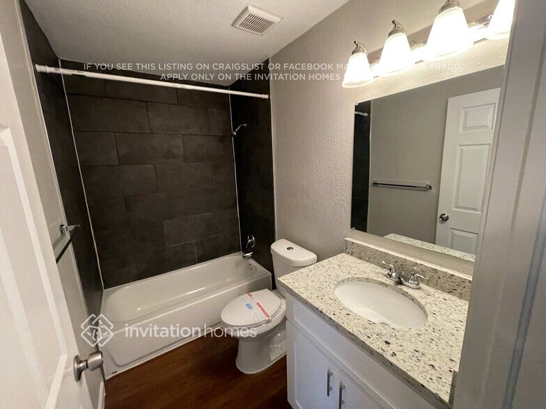 Building Photo - 4016 S Fundy Way