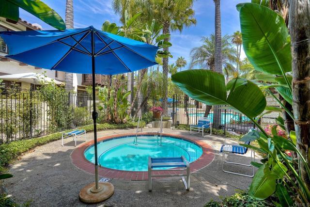 Building Photo - 8608 Villa La Jolla Dr