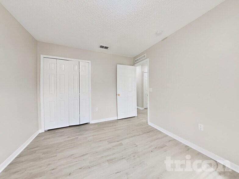 Building Photo - 508 Cloudcroft Dr