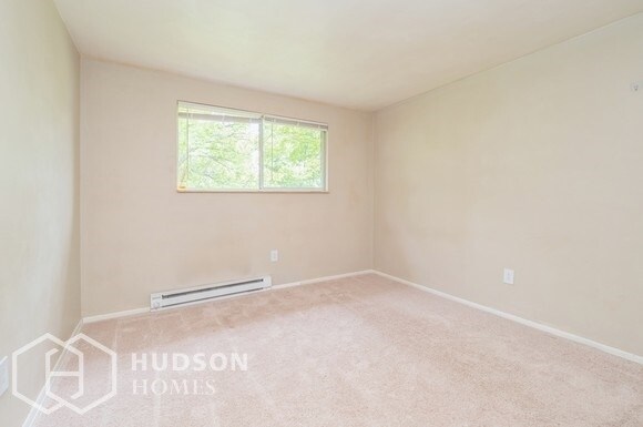 Building Photo - 19 Janyce Dr