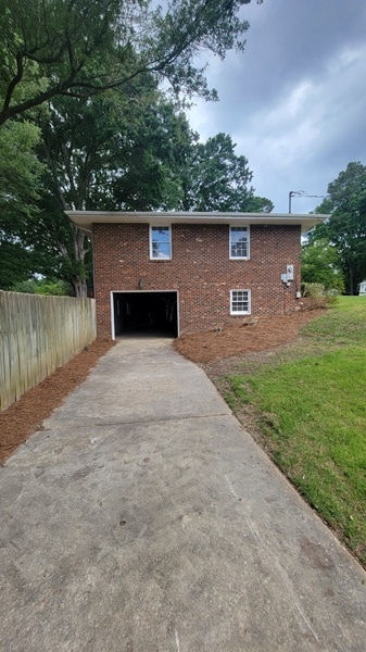 Building Photo - 1301 Fowler Dr