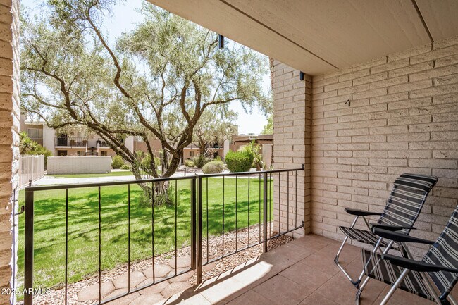 Building Photo - 13607 N Hamilton Dr