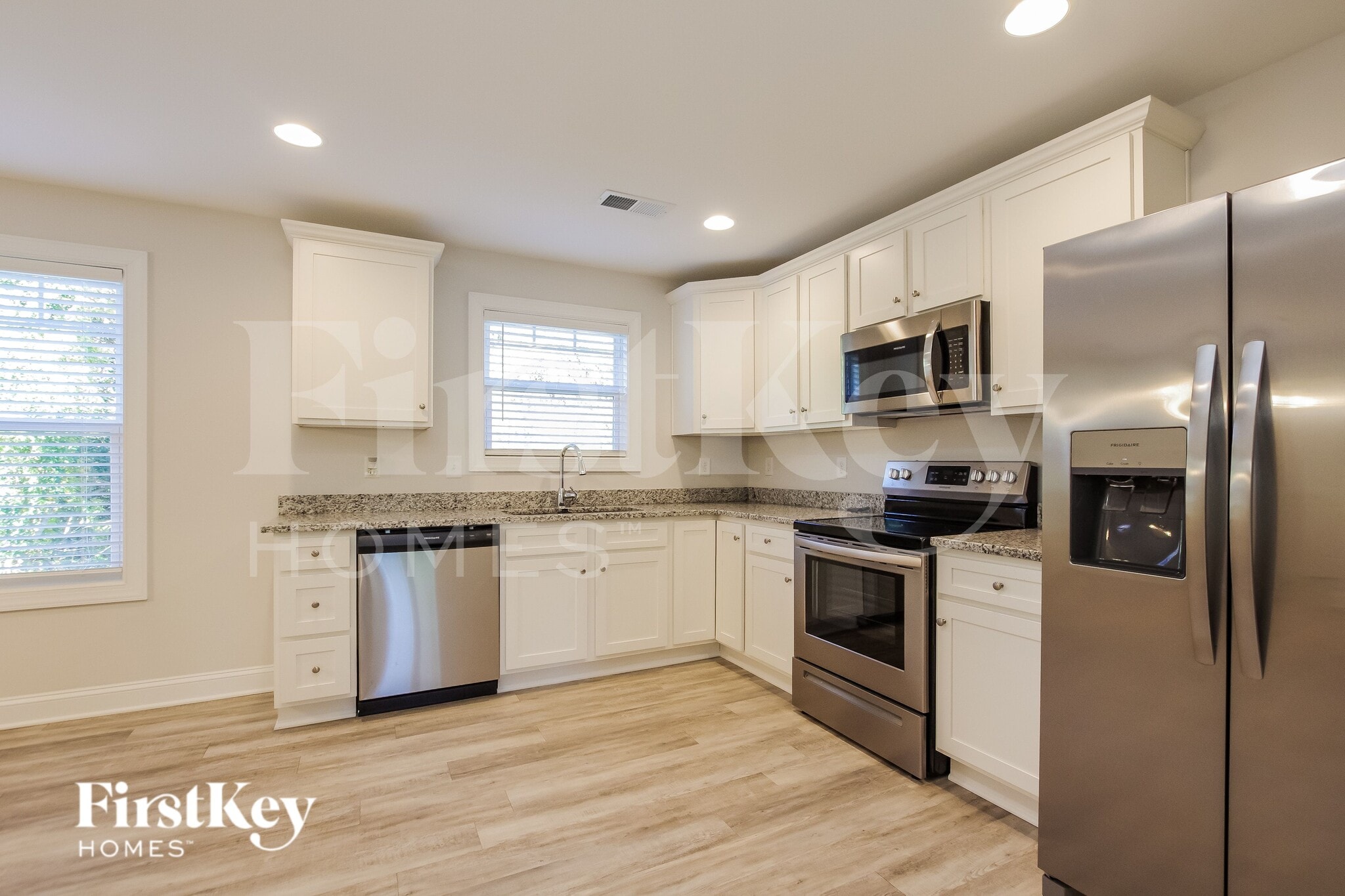 Building Photo - 6631 Rockwell Blvd W