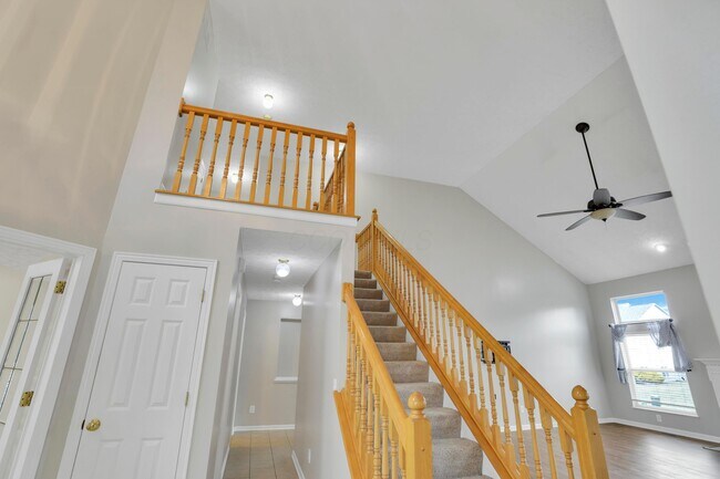 Building Photo - 3796 Village Club Dr