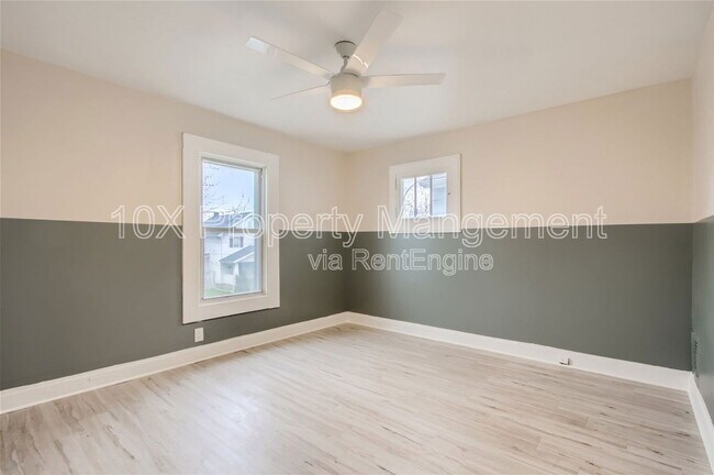 Building Photo - 1099 E 16th Ave