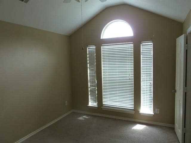 Building Photo - 6419 Leana Ave
