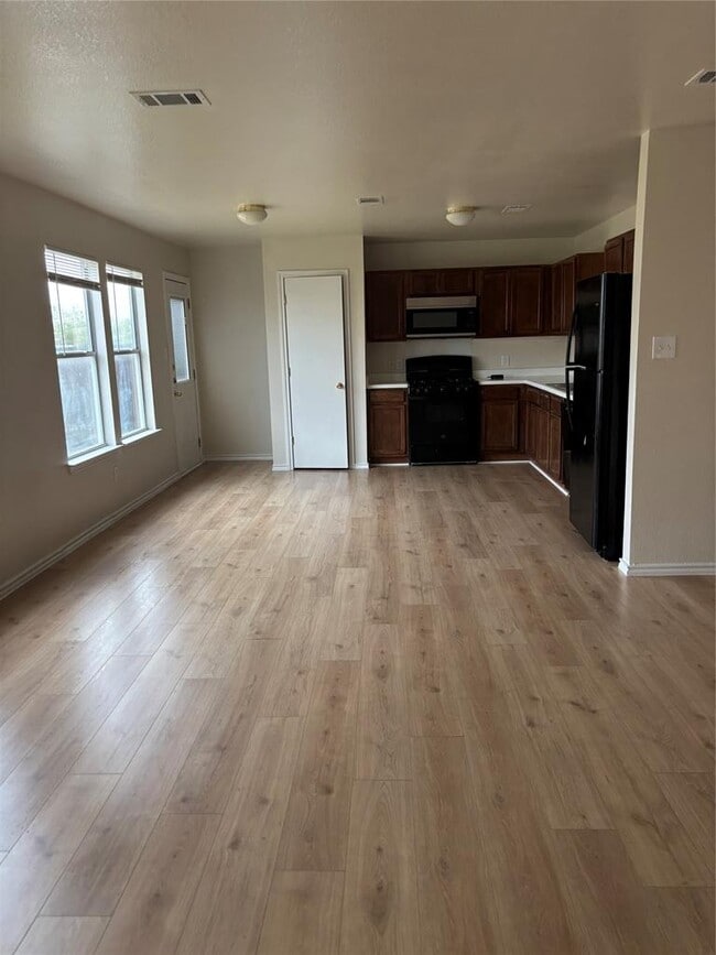 Building Photo - 11805 Stoney Meadow Dr
