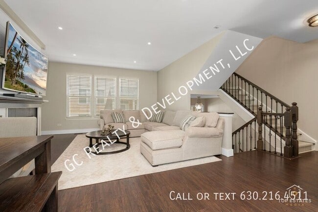 Building Photo - 927 Indigo Ct