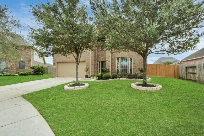 Building Photo - 3505 Barrington Ct