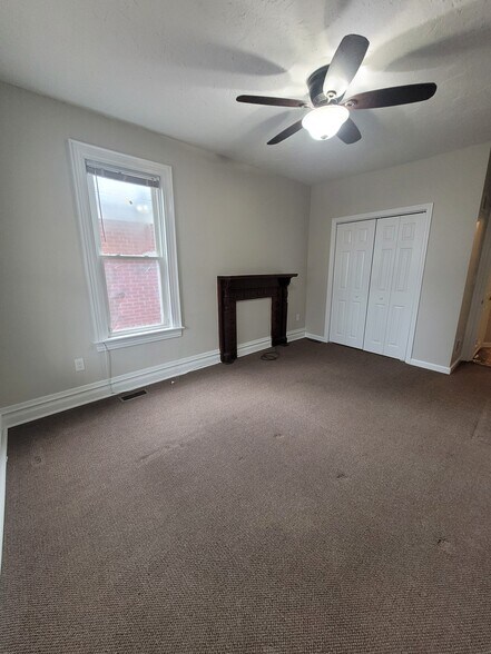 Primary Photo - 324 3rd St