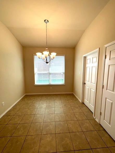 Building Photo - 6512 La Sol Ln