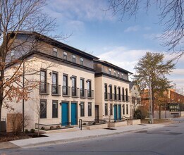 Building Photo - Sleek & Charming Newly Constructed Townhouse in Downtown Fayetteville!