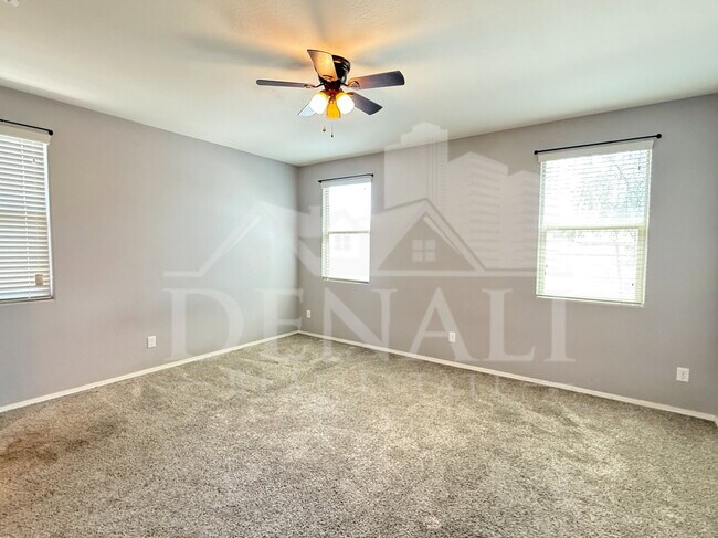 Building Photo - 5231 W Leodra Ln