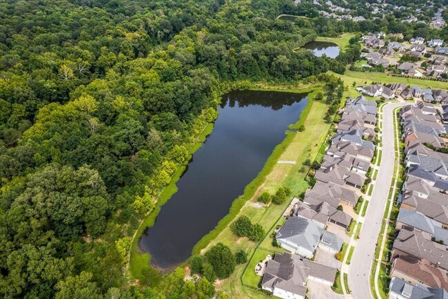 Building Photo - Unfurnished Luxury Home in Germantown with Lake Views & Wildlife