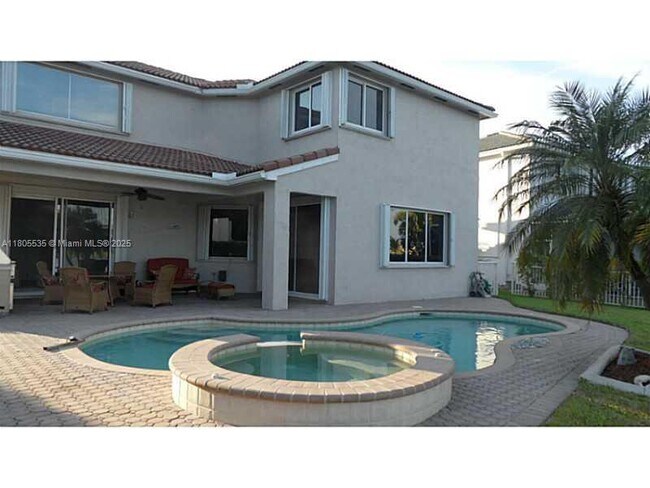 Primary Photo - 2101 SW 176th Ave