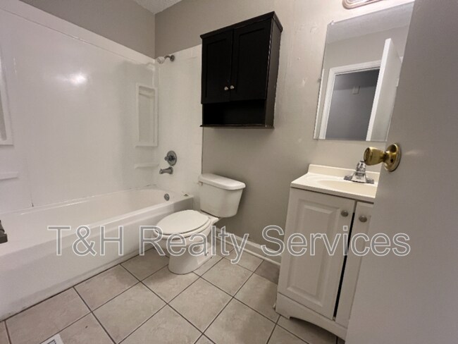 Building Photo - 9466 Burrwood Cir