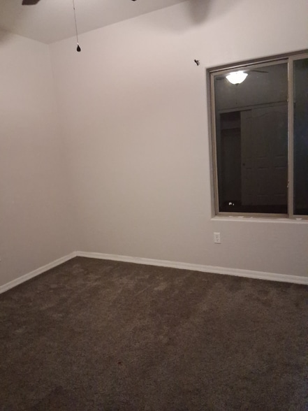 Building Photo - 1678 E Desert Breeze Ct